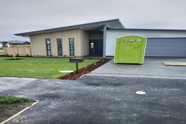 Photo of property in 30 Blakes Road, Belfast, Christchurch, 8051