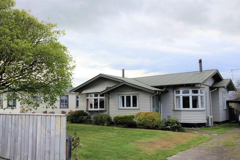 Photo of property in 18 Trafalgar Street, Dannevirke, 4930