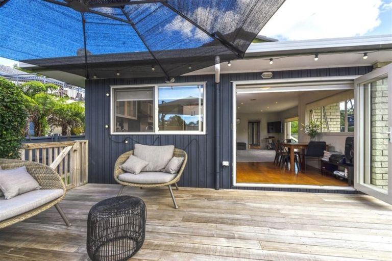 Photo of property in 2 Ponui Place, Mairangi Bay, Auckland, 0630