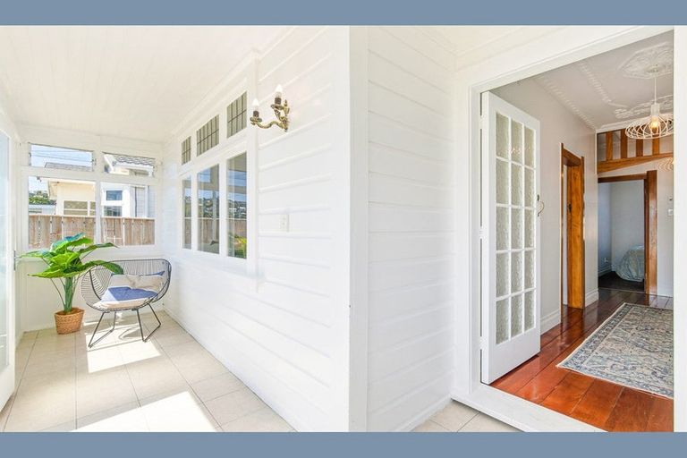 Photo of property in 26 Byron Street, Miramar, Wellington, 6022