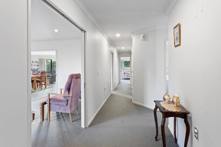 Photo of property in 18 Ludlam Way, Otaki, 5512