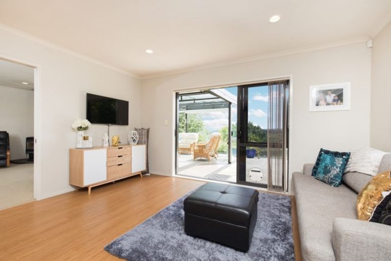 Photo of property in 7 Bovill Way, Tuakau, 2121