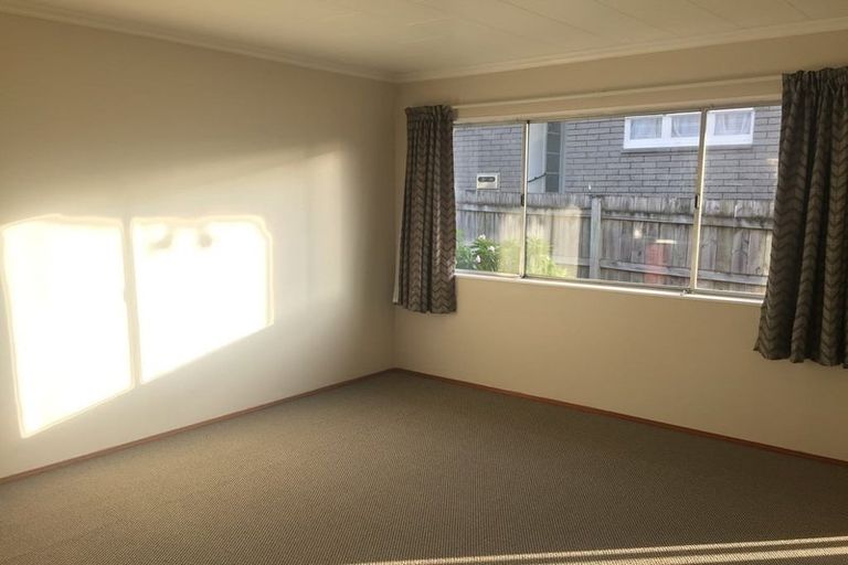 Photo of property in 5 Laurelwood Avenue, Pukekohe, 2120