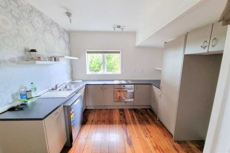 Photo of property in 17 Verbena Road, Birkdale, Auckland, 0626