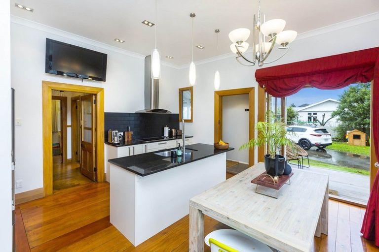 Photo of property in 30 Granville Street, Silverstream, Upper Hutt, 5019