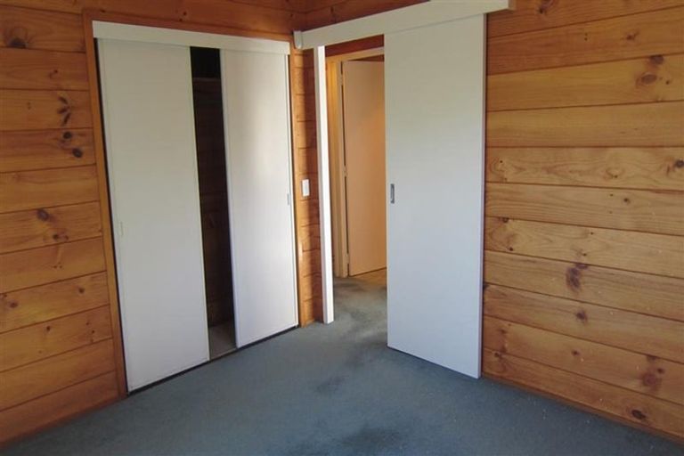 Photo of property in 194 Te Moana Road, Waikanae, 5036