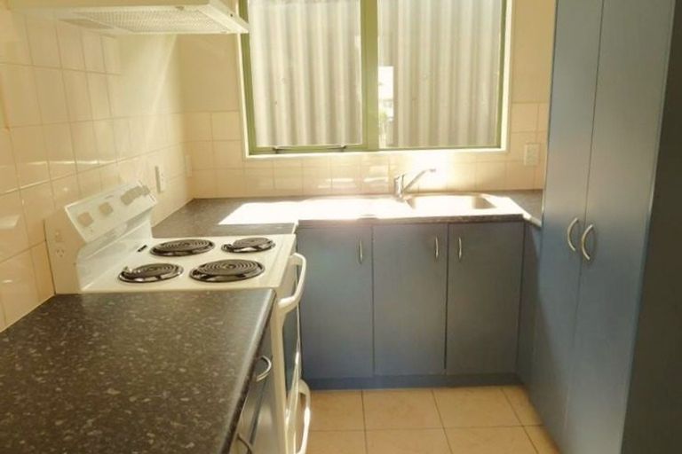 Photo of property in 38 Brentford Place, Manurewa, Auckland, 2102