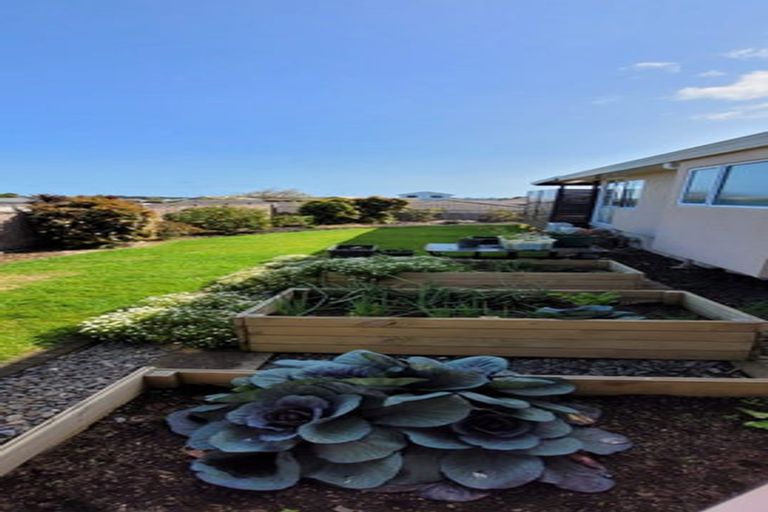 Photo of property in 1 Bandon Grove, Bell Block, New Plymouth, 4312