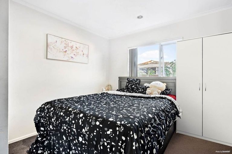 Photo of property in 16a Swaffield Road, Papatoetoe, Auckland, 2025