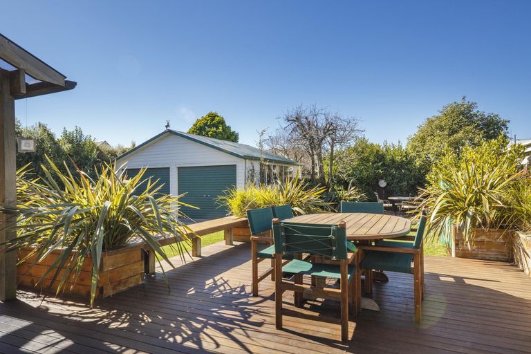 Photo of property in 7 Oxford Street, Hokowhitu, Palmerston North, 4410