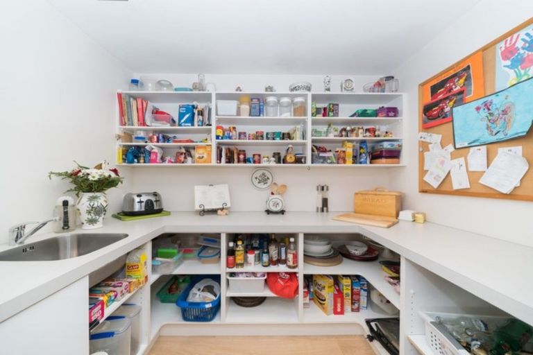 Photo of property in 14 Stonebridge Heights, Feilding, 4702