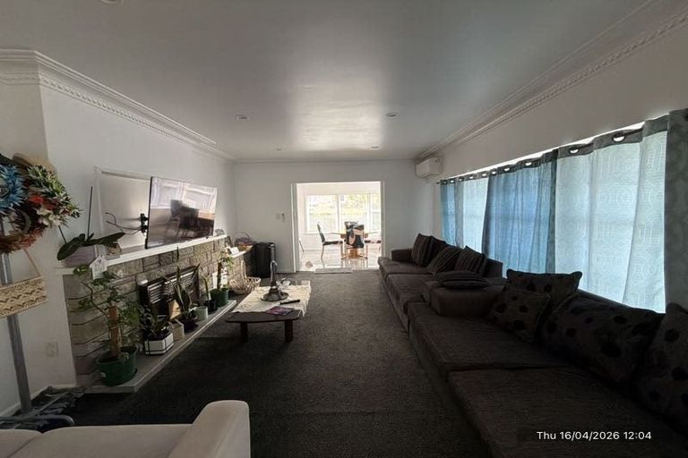 Photo of property in 19 Fraser Road, Papatoetoe, Auckland, 2025