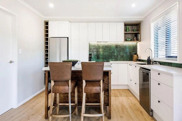 Photo of property in 198a Amreins Road, Taupaki, 0782