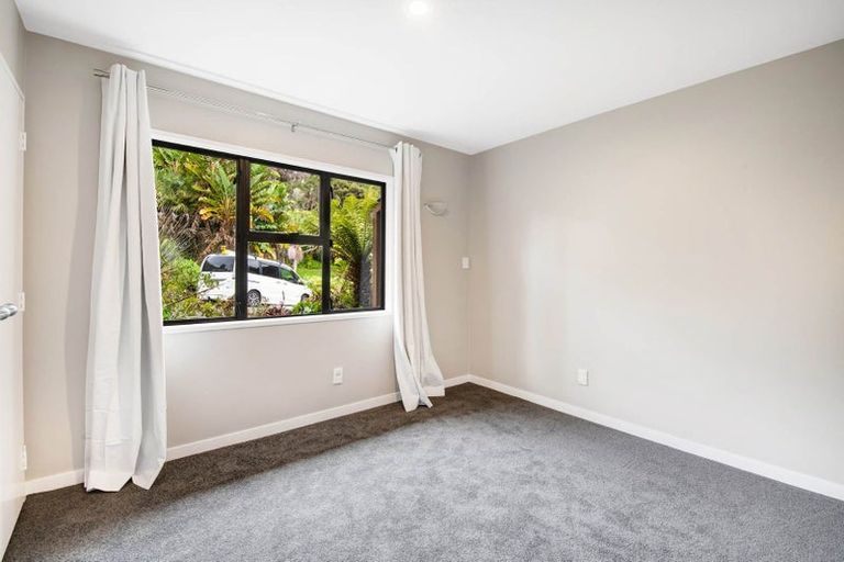 Photo of property in 1 The Knoll, Greenhithe, Auckland, 0632