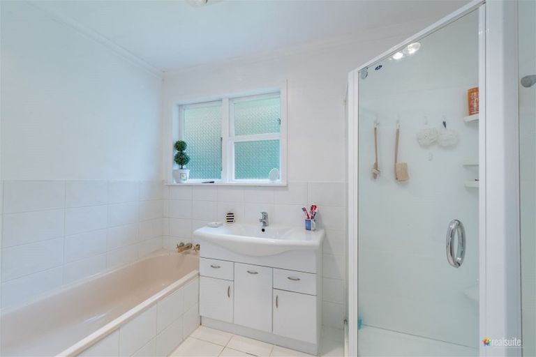 Photo of property in 42 Sunshine Crescent, Kelson, Lower Hutt, 5010