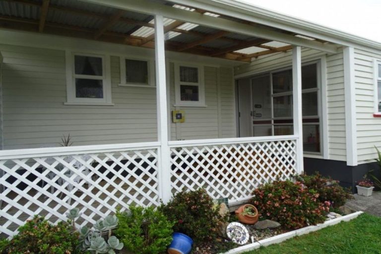 Photo of property in 6 Kinsella Place, Paeroa, 3600