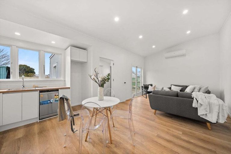 Photo of property in 1 Mckenna Street, Masterton, 5810