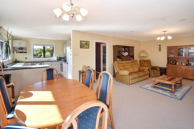Photo of property in 21 Kura Place, Mosgiel, 9024