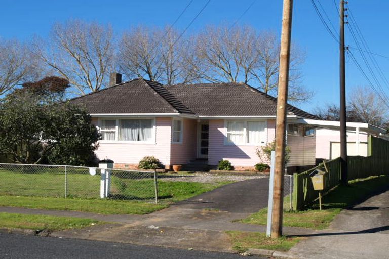 Photo of property in 14 Haddon Street, Mangere East, Auckland, 2024