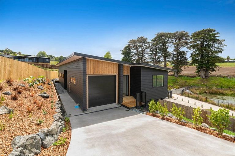 Photo of property in 27 Kia Kaha Drive, Snells Beach, 0920