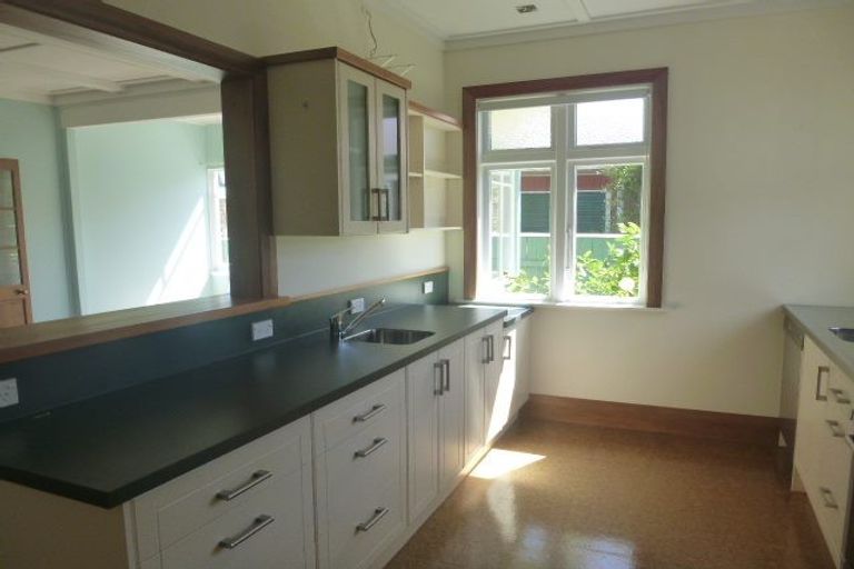 Photo of property in 14 Cressy Street, Waterloo, Lower Hutt, 5011