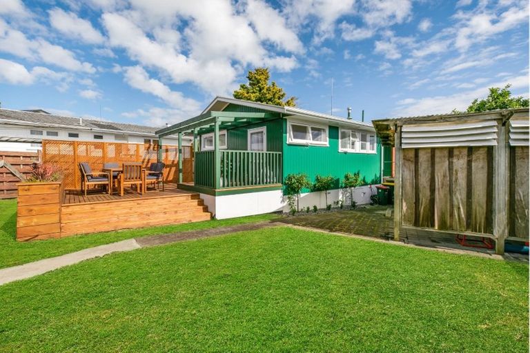 Photo of property in 5 Wanaka Place, Glenview, Hamilton, 3206