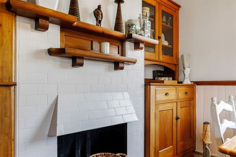 Photo of property in 1/28 Corson Avenue, Beckenham, Christchurch, 8023