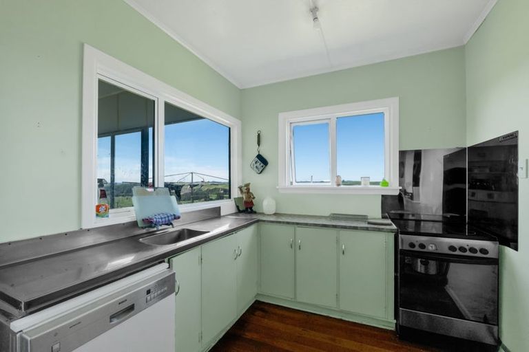 Photo of property in 1 Clarke Road, Huirangi, New Plymouth, 4373