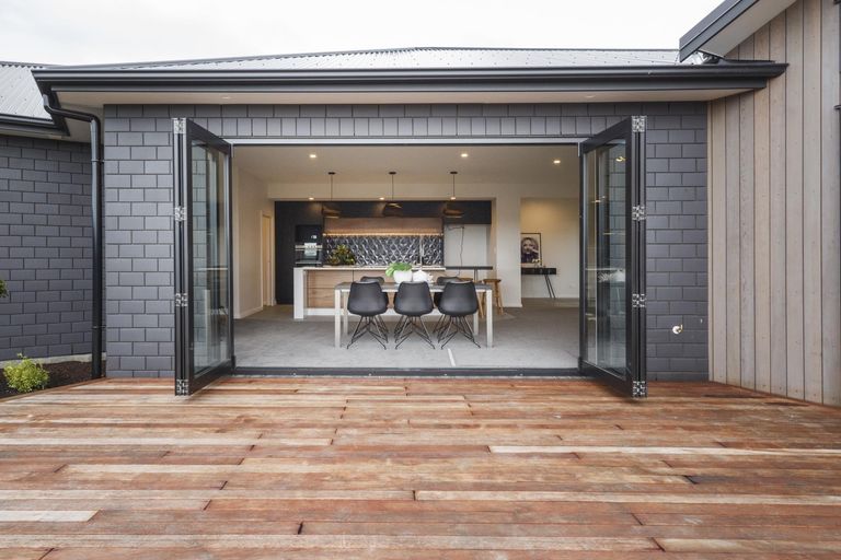 Photo of property in 27 Guy Avenue, Takaro, Palmerston North, 4410