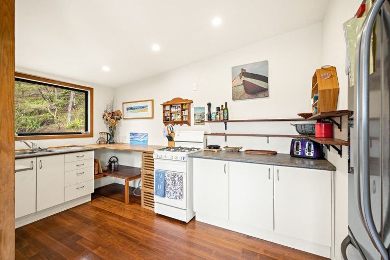 Photo of property in 8a Schoolhouse Bay Road, Kawau Island, 0920