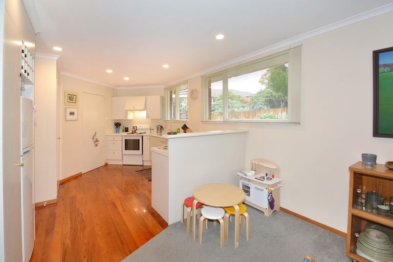 Photo of property in 15 Pioneer Crescent, Helensburgh, Dunedin, 9010