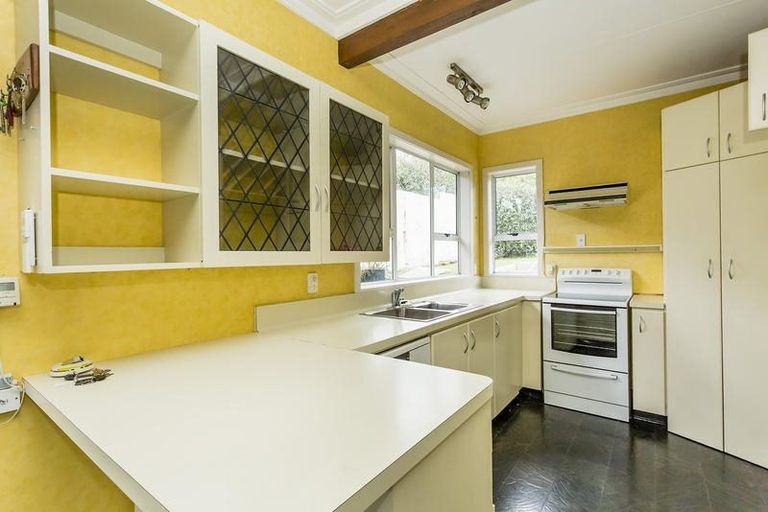 Photo of property in 10 Miller Street, Green Island, Dunedin, 9018