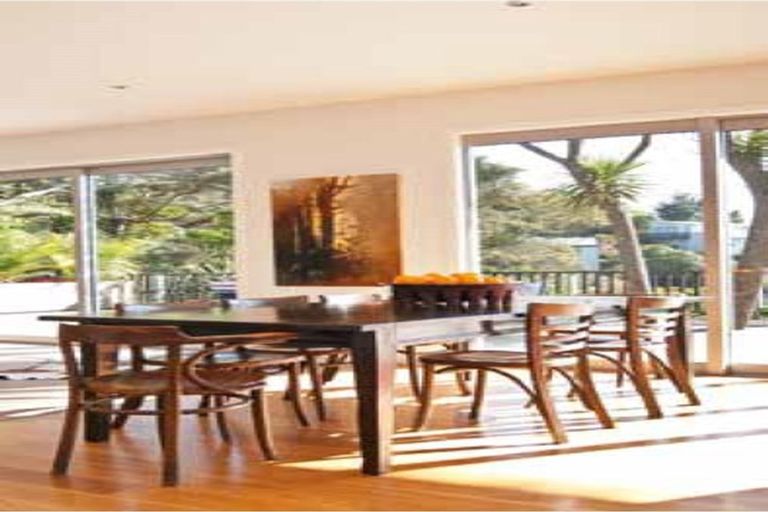 Photo of property in 2 Hoggard Street, Vogeltown, Wellington, 6021