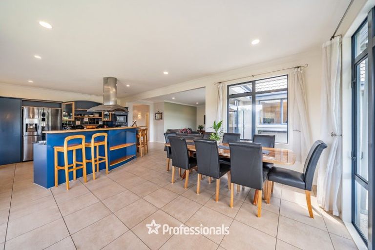Photo of property in 8 Tuhua Lane, Brown Owl, Upper Hutt, 5018