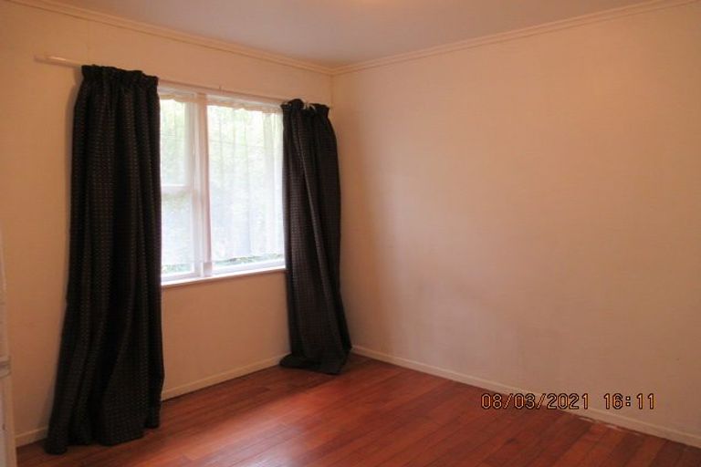 Photo of property in 382 West Coast Road, Glen Eden, Auckland, 0602