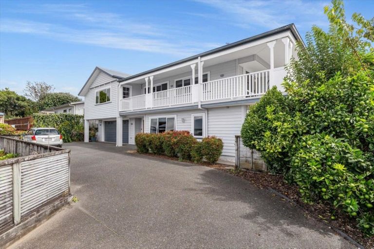 Photo of property in 35 Oxford Street, Te Puke, 3119