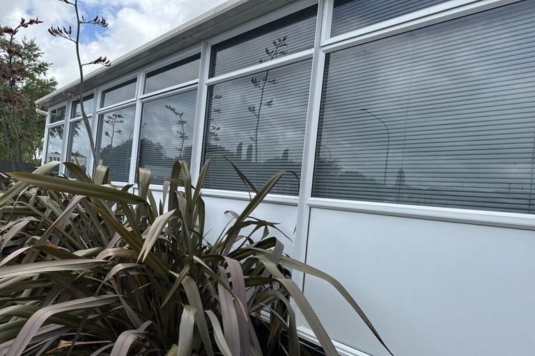 Photo of property in 3 Newcastle Street, Hokowhitu, Palmerston North, 4410