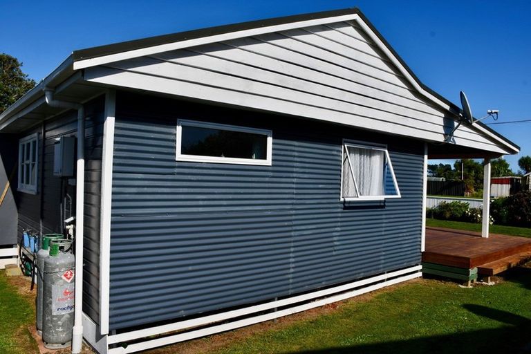 Photo of property in 10 Hunter Street, Karamea, 7893
