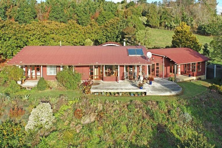 Photo of property in 392 Hillview Road, Bombay, 2675