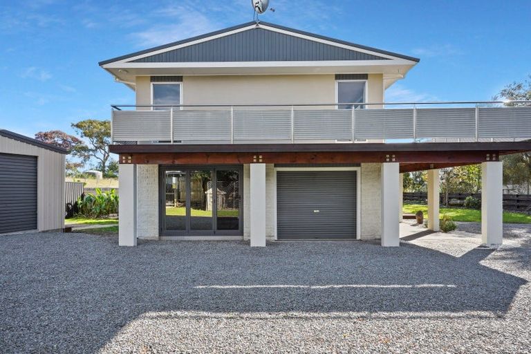 Photo of property in 9 Tirimoana Place, Te Awanga, 4102