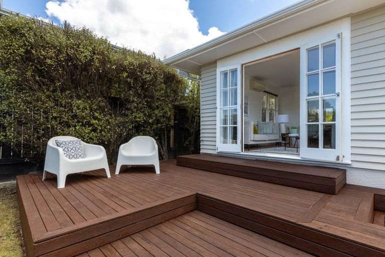 Photo of property in 1/45 Seine Road, Forrest Hill, Auckland, 0620