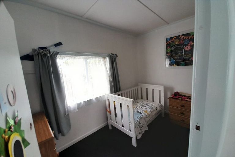 Photo of property in 18 Beihlers Road, Weymouth, Auckland, 2103