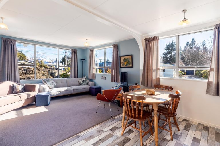 Photo of property in 15 Huxley Place, Twizel, 7901