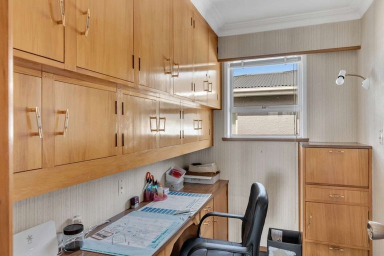 Photo of property in 56 Johnston Street, Gore, 9710