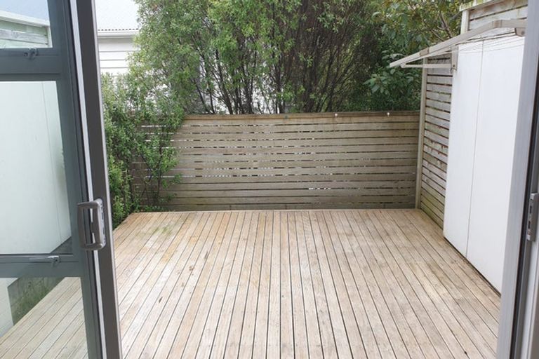 Photo of property in 10/32 Dr Taylor Terrace, Johnsonville, Wellington, 6037