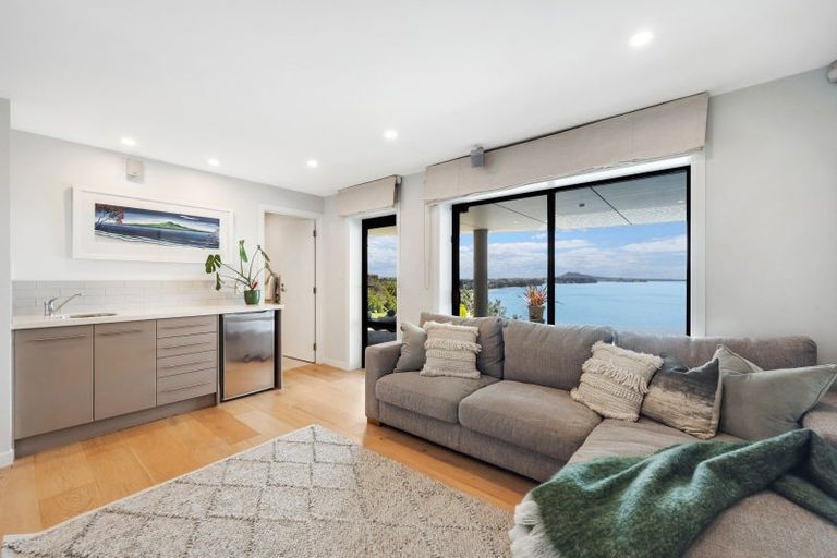 Photo of property in 1/285 Bleakhouse Road, Mellons Bay, Auckland, 2014