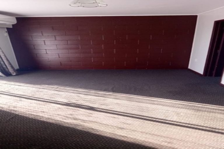 Photo of property in 1/141 Birkdale Road, Birkdale, Auckland, 0626