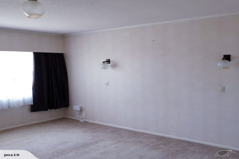 Photo of property in 2/87 Cook Street, Howick, Auckland, 2014