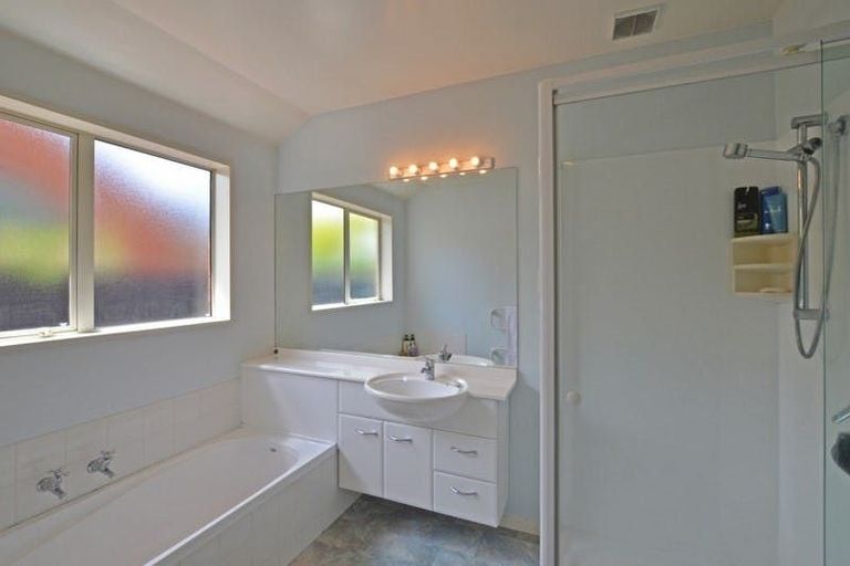 Photo of property in 21 Sutton Place, Dallington, Christchurch, 8061