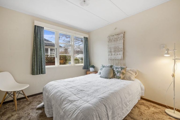 Photo of property in 11 Harris Street, Naenae, Lower Hutt, 5011